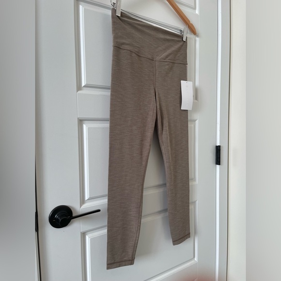 [NWT] ATHLETA Elation Ultra High Rise 7/8 Legging | Tan | S - Picture 2 of 10